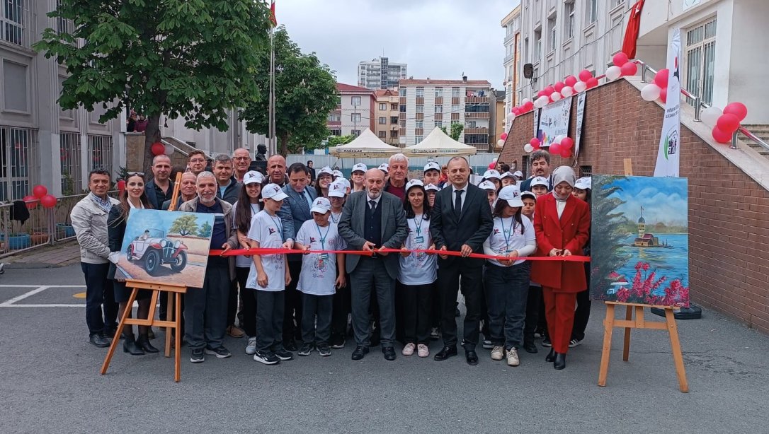 TÜBİTAK 4006 Bilim Fuarı Sergimiz İlçe Milli Eğitim Müdürümüz Mustafa YILMAZ ve Okul Müdürlerimizin Katılımıyla Aşkaleli İbrahim Polat Ortaokulunda Yapıldı. Emeklerinden Dolayı Öğretmen ve Öğrencilerimize Teşekkür Ederiz.